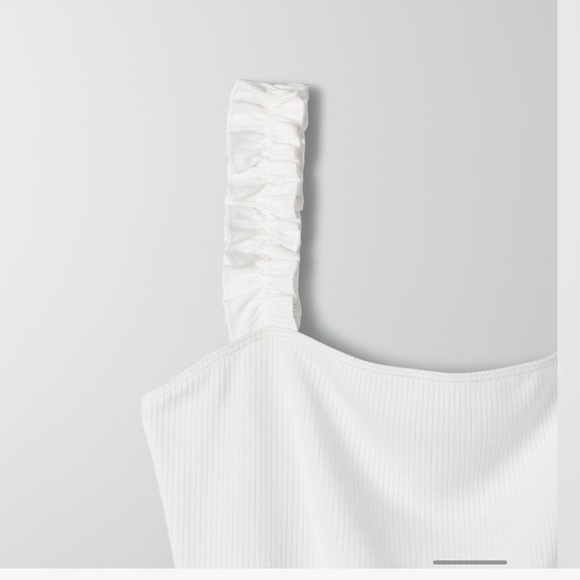 ARITIZIA FIRECRACKER BODYSUIT - Picture 2 of 3